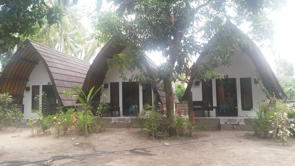 Hello Lumbung Homestay Gili Air Zewnętrze zdjęcie