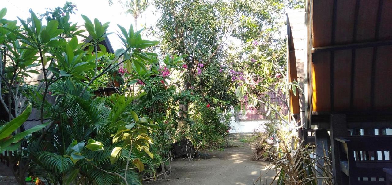 Hello Lumbung Homestay Gili Air Zewnętrze zdjęcie